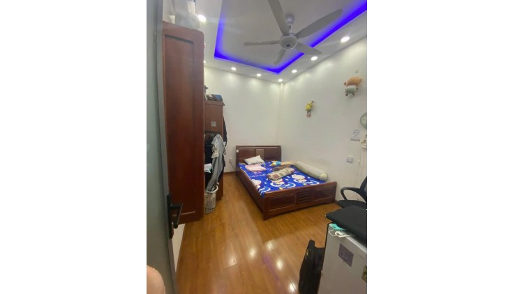 Ngộp Bắc Hải - Bên Quận 10 HXH THông - 4 tầng BTCT - 40m2